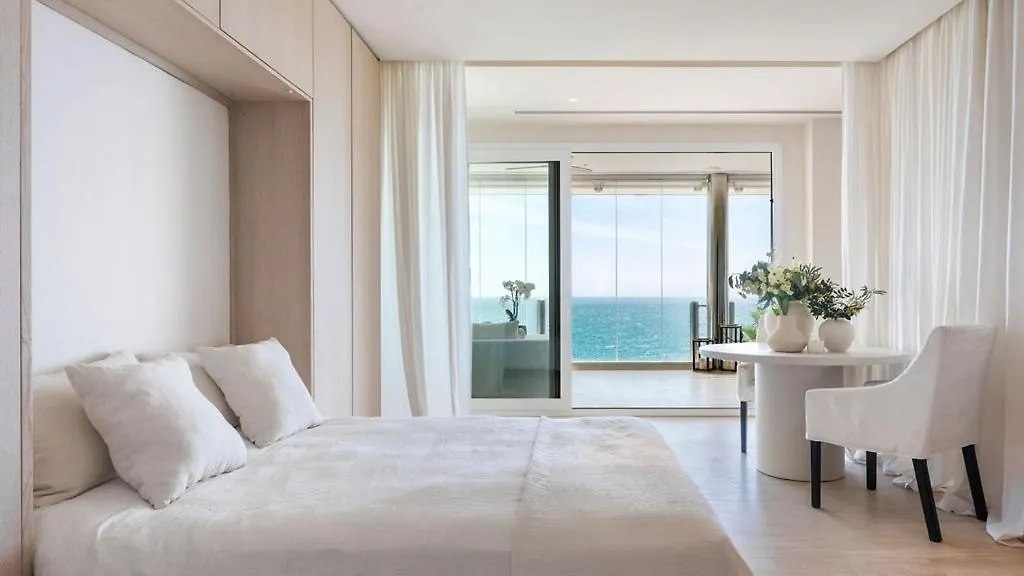 Waterfront Beach Paradise Apartment Benalmádena España
