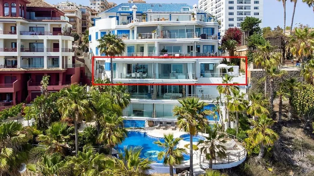 Waterfront Beach Paradise Apartment Benalmádena España